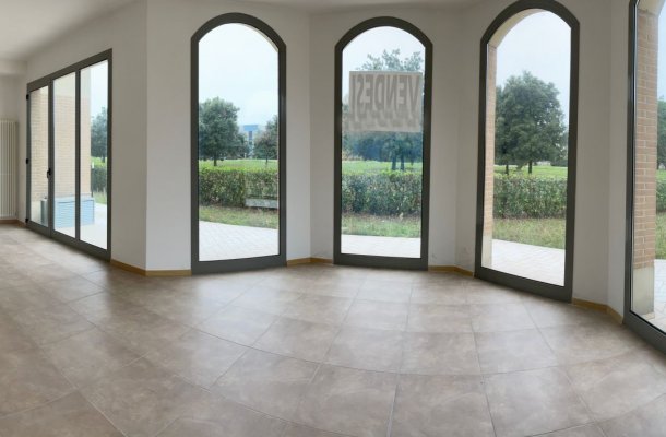 Rif N-001 NEGOZIO